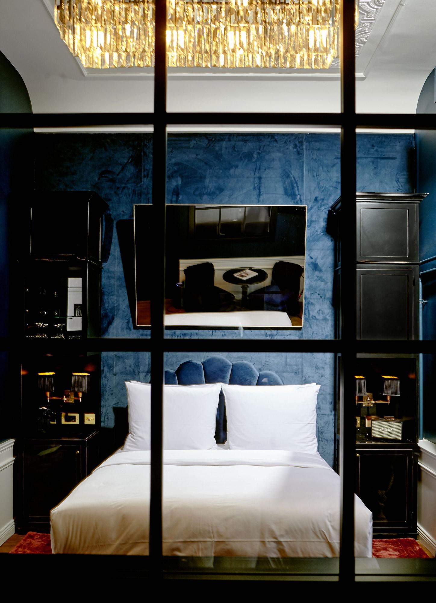 Provocateur Hotel 4*