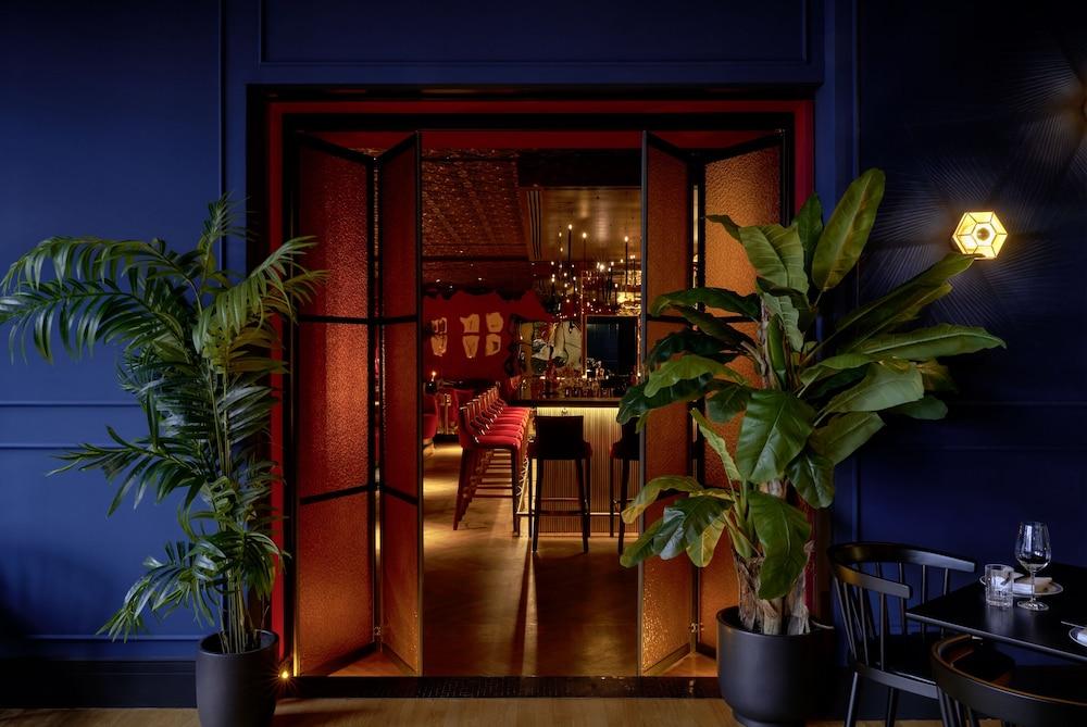 Hotel Provocateur