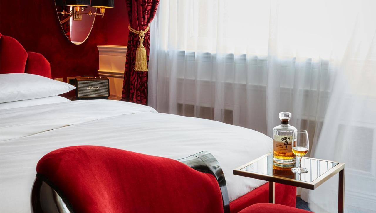 Provocateur 4*